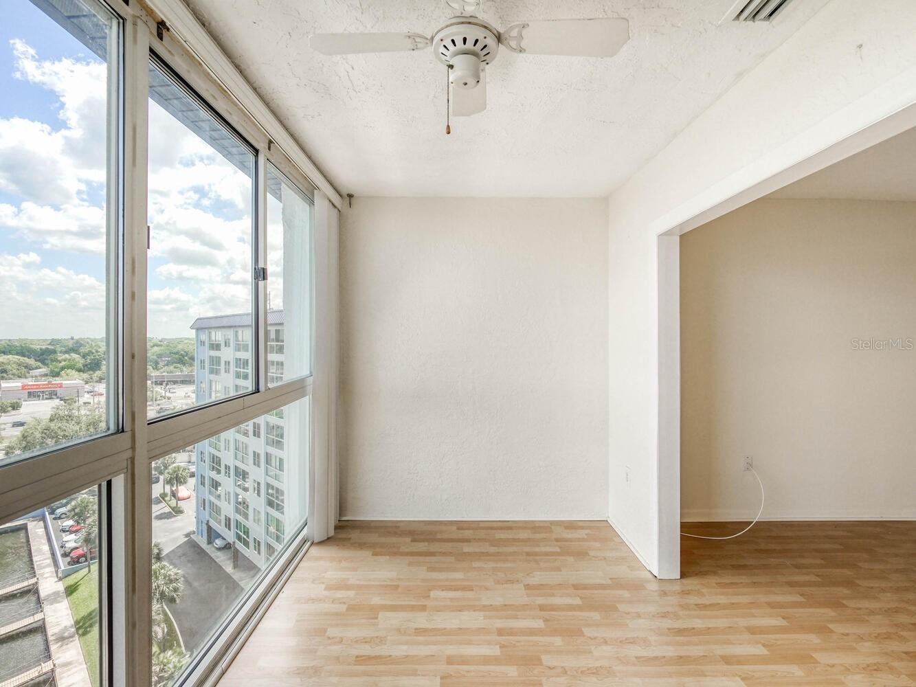 Image 20 of 53 For 4939 Floramar Terrace 904