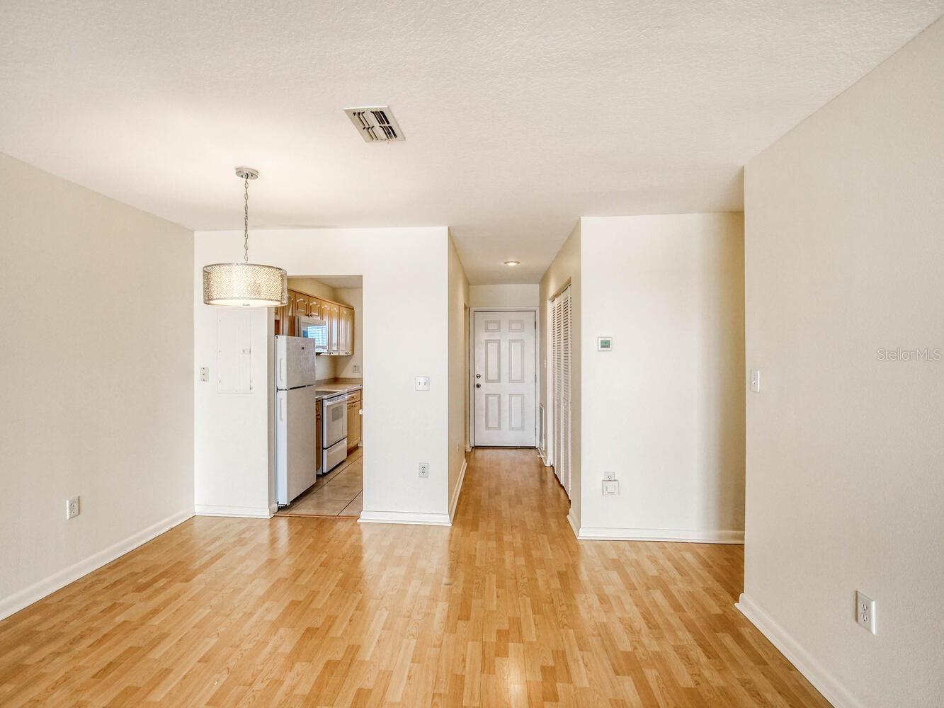 Image 28 of 53 For 4939 Floramar Terrace 904