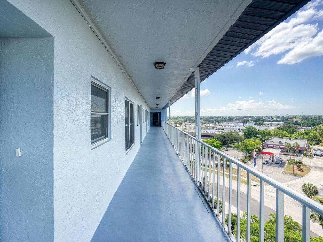 Image 3 of 53 For 4939 Floramar Terrace 904