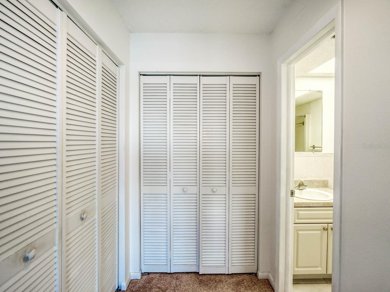 Image 27 of 55 For 4939 Floramar Terrace 912