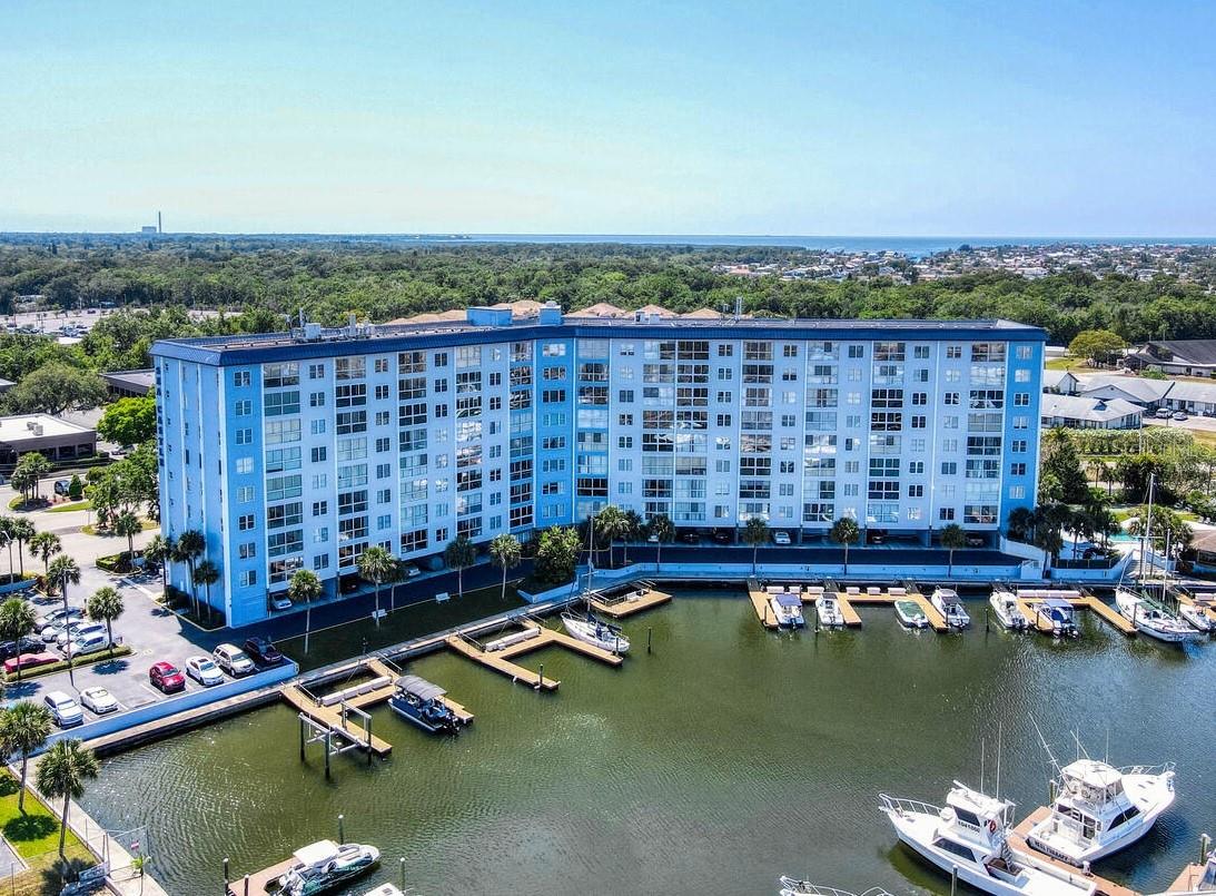 Image 53 of 55 For 4939 Floramar Terrace 912