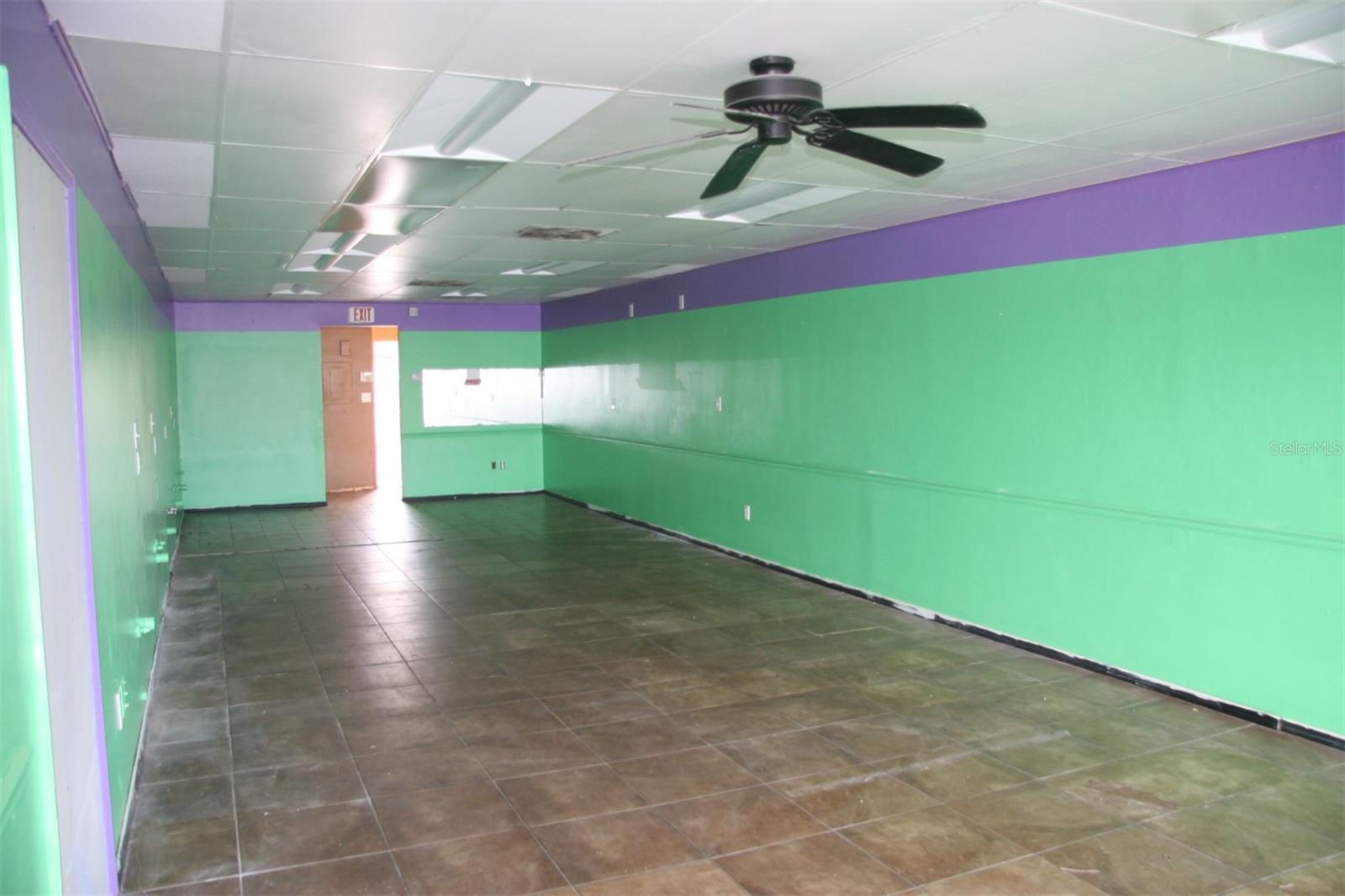 Image 8 of 17 For 7200 Ridge Road 14