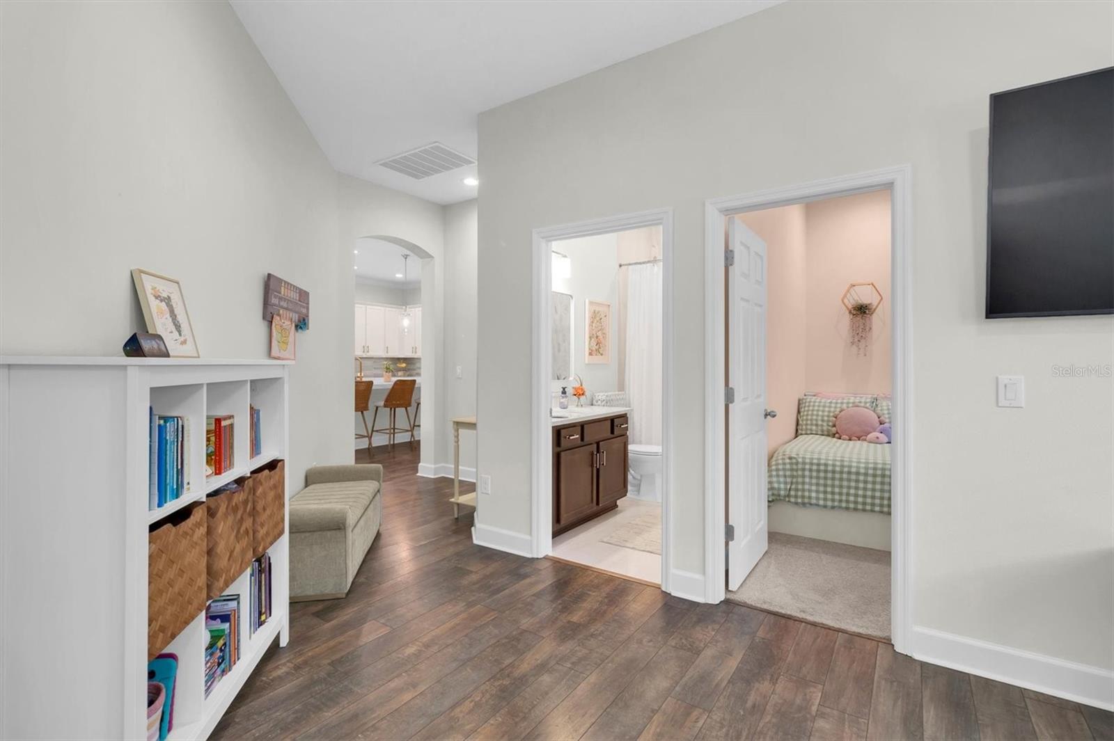 Image 23 of 56 For 10438 Marsha Drive