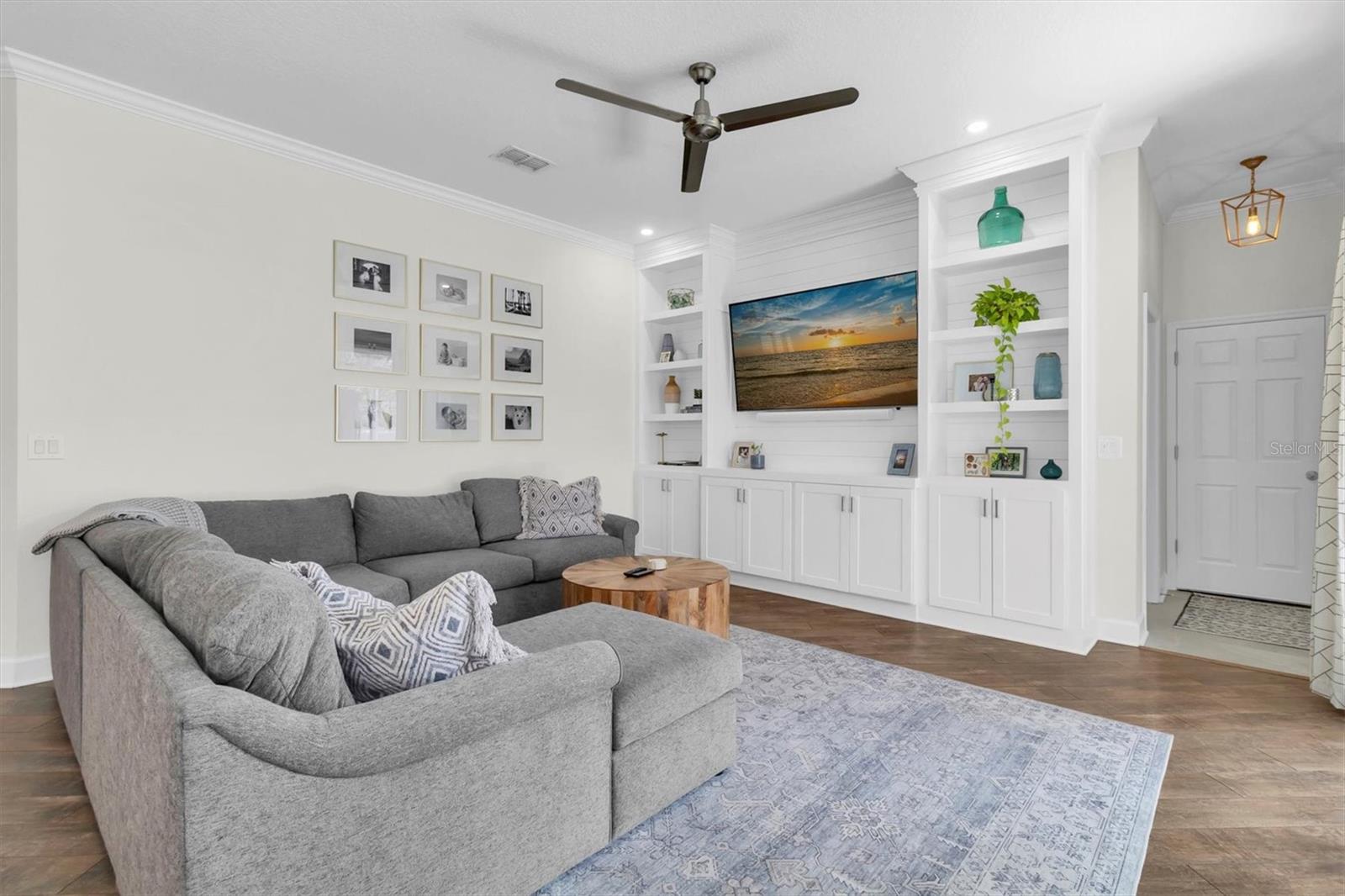 Image 5 of 56 For 10438 Marsha Drive