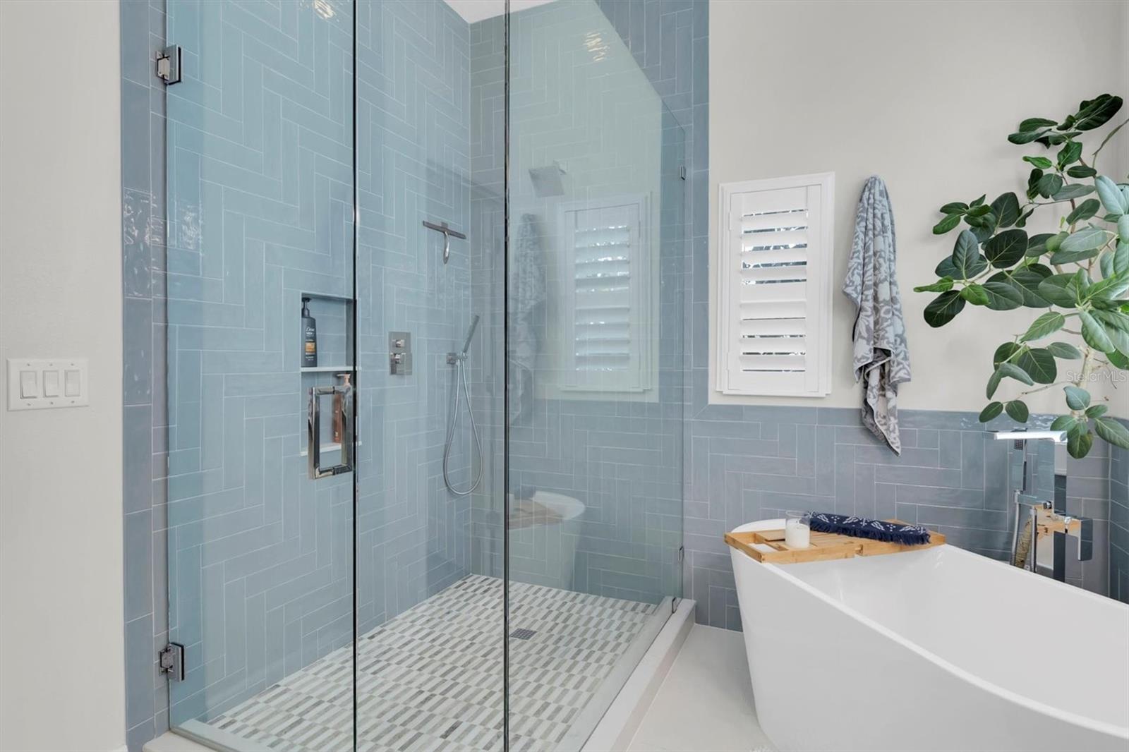 Image 6 of 56 For 10438 Marsha Drive