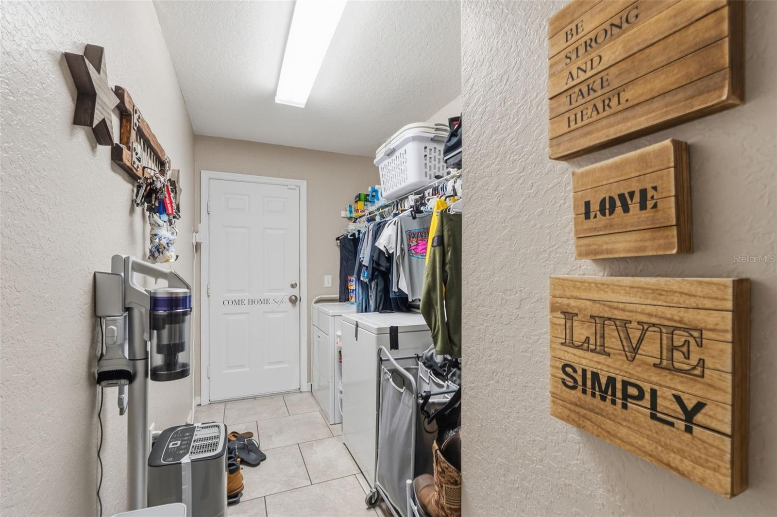 Image 15 of 49 For 1170 Barger Avenue