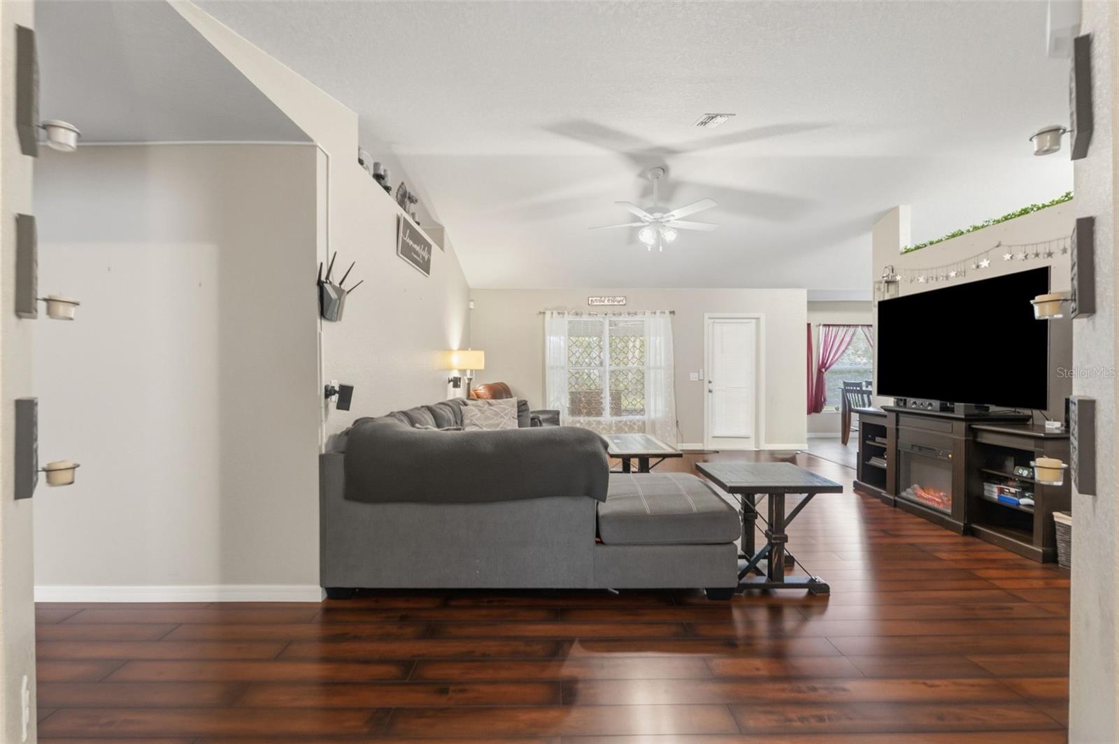 Image 35 of 49 For 1170 Barger Avenue