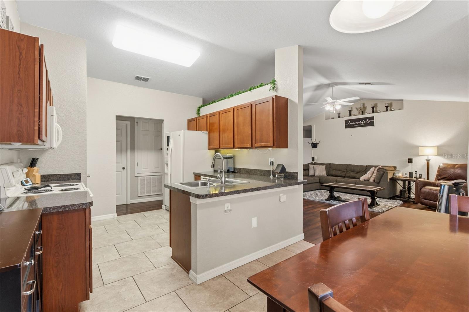 Image 38 of 49 For 1170 Barger Avenue