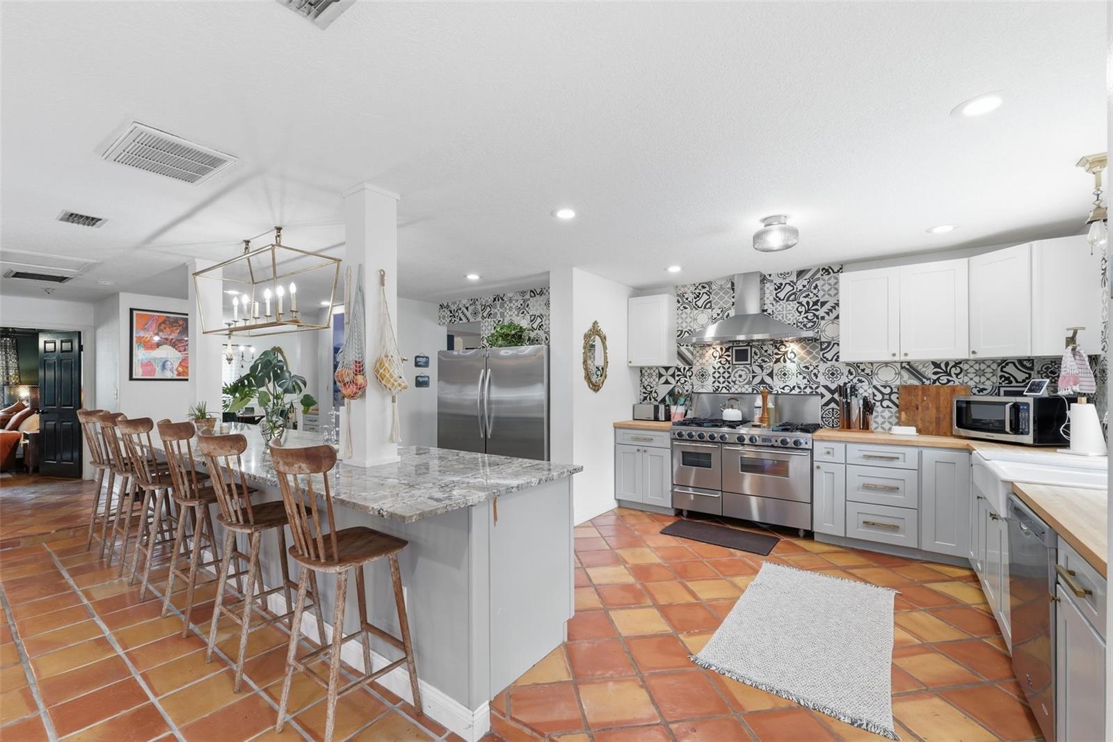 Image 2 of 73 For 240 Olive Street