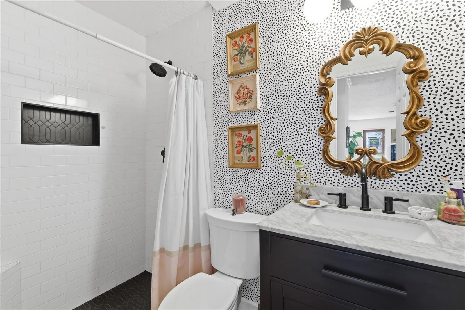 Image 21 of 73 For 240 Olive Street