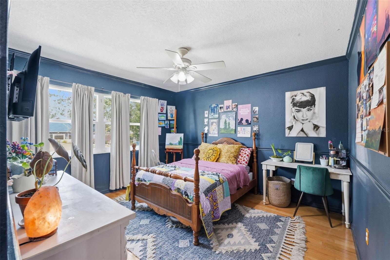 Image 25 of 73 For 240 Olive Street