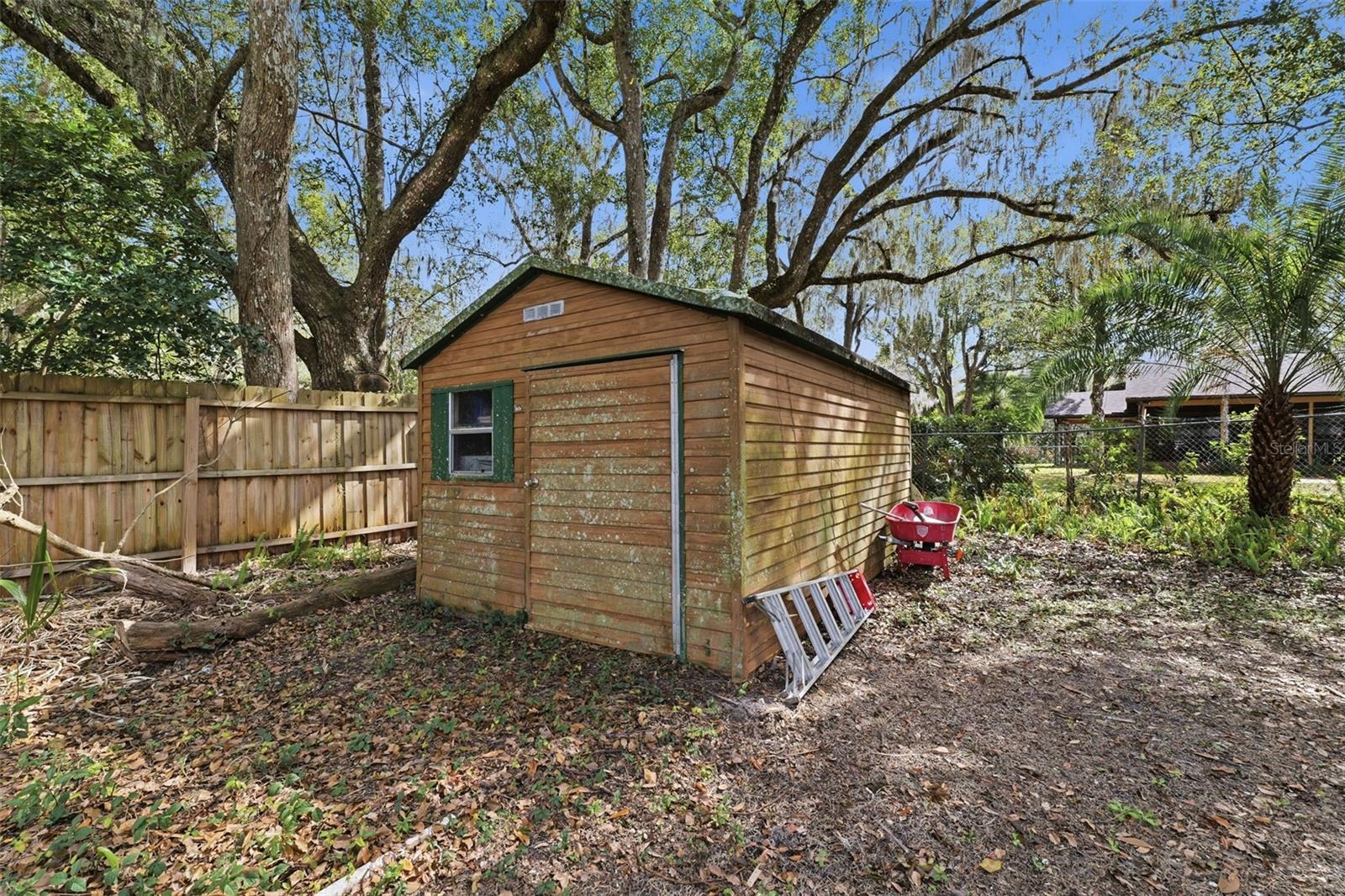 Image 33 of 73 For 240 Olive Street