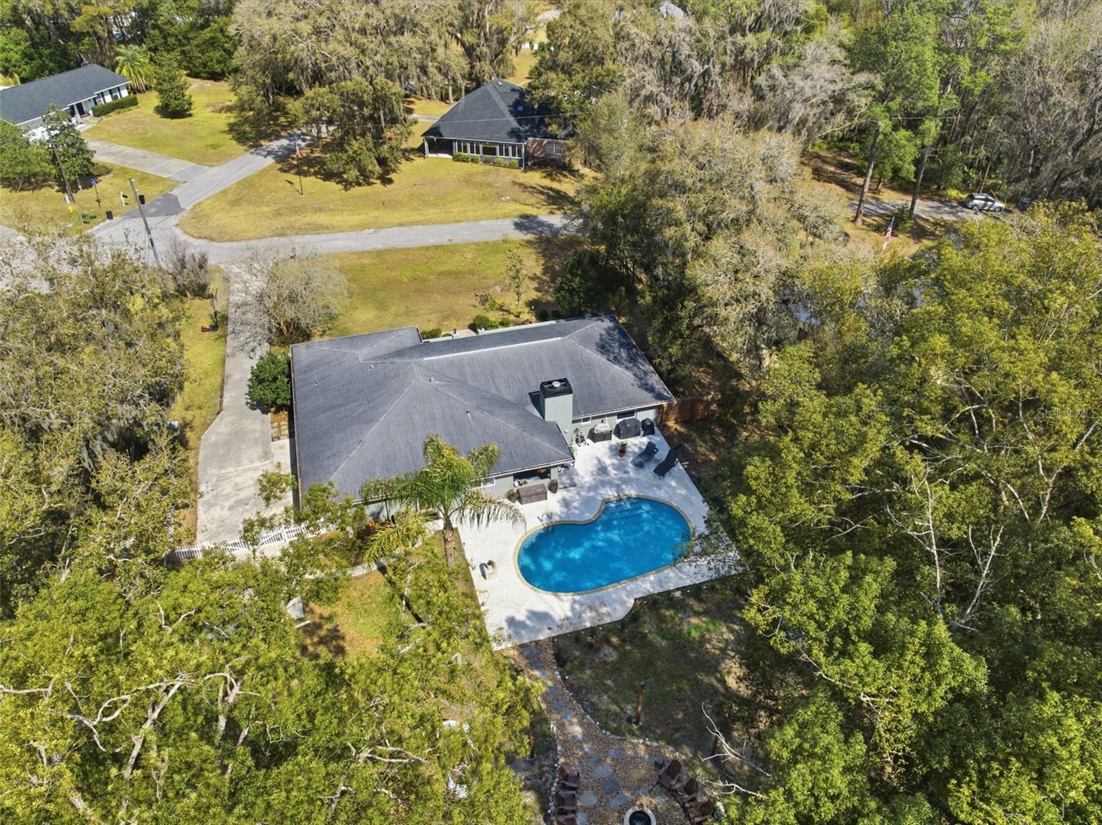 Image 36 of 73 For 240 Olive Street