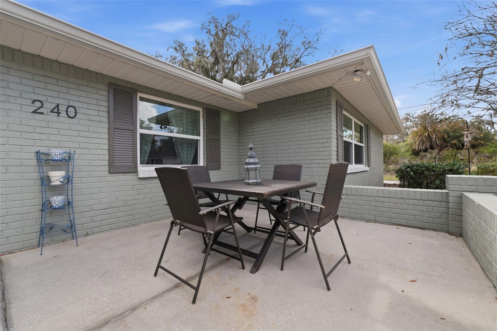 Image 44 of 73 For 240 Olive Street