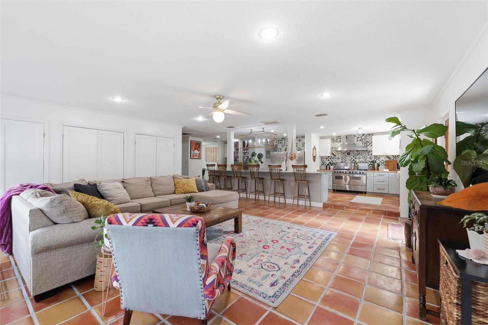 Image 58 of 73 For 240 Olive Street