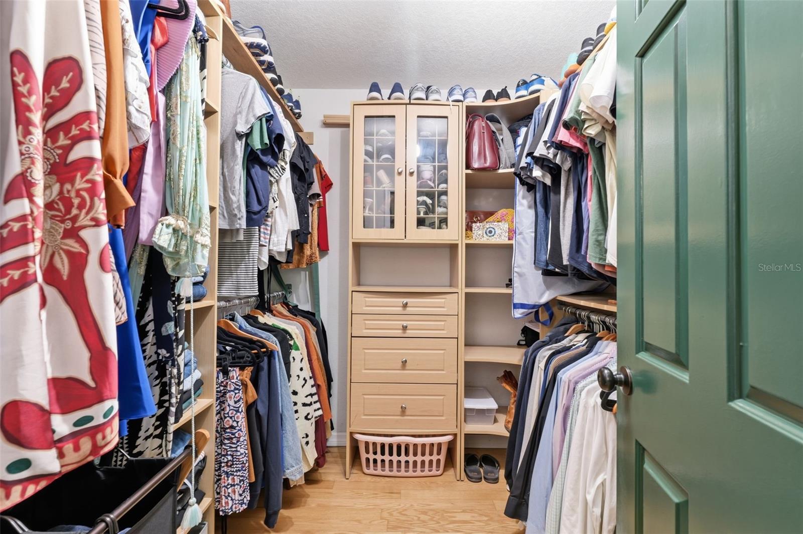 Image 61 of 73 For 240 Olive Street