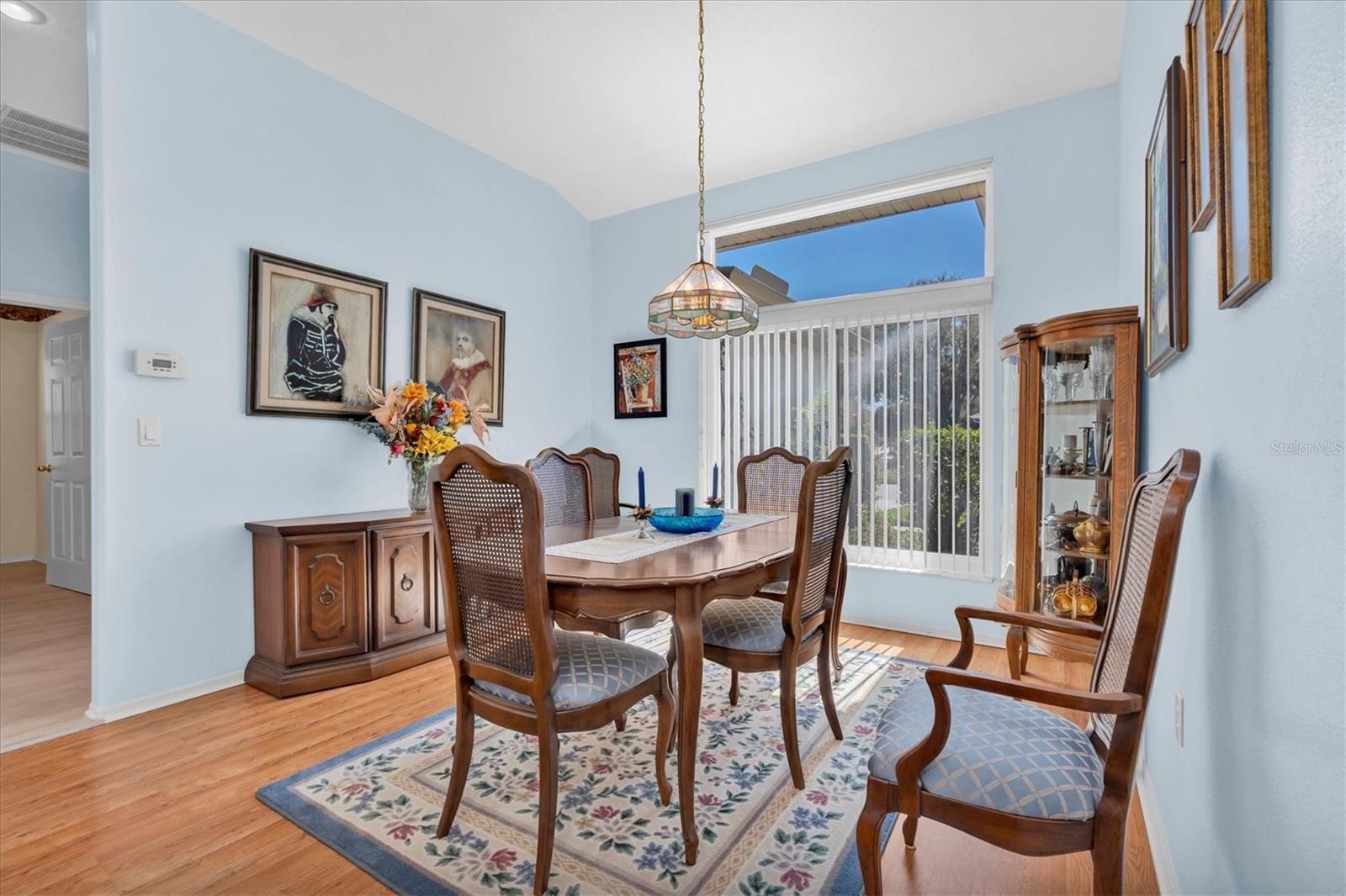 Image 11 of 70 For 1014 Arlinbrook Drive