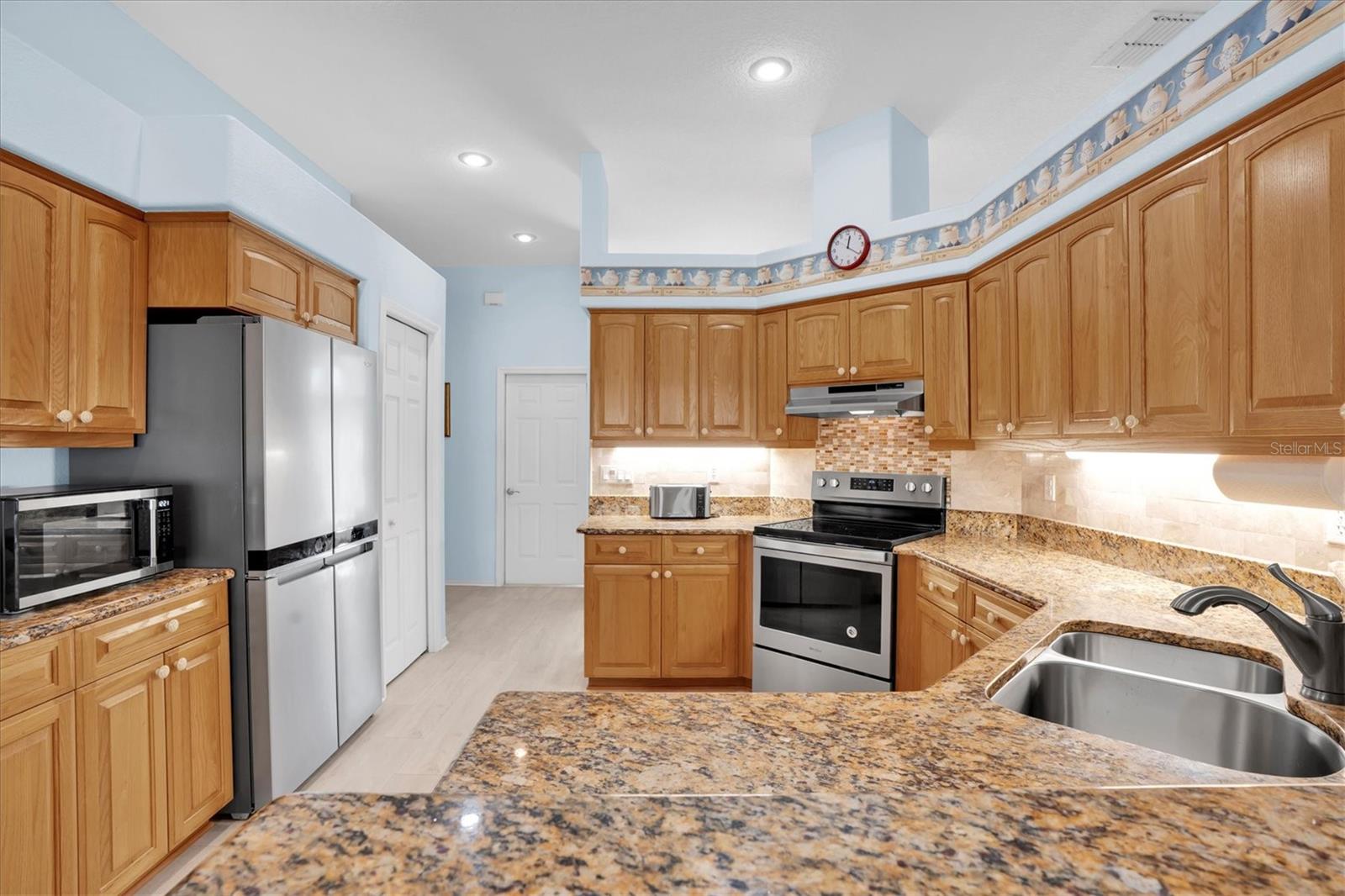 Image 16 of 70 For 1014 Arlinbrook Drive