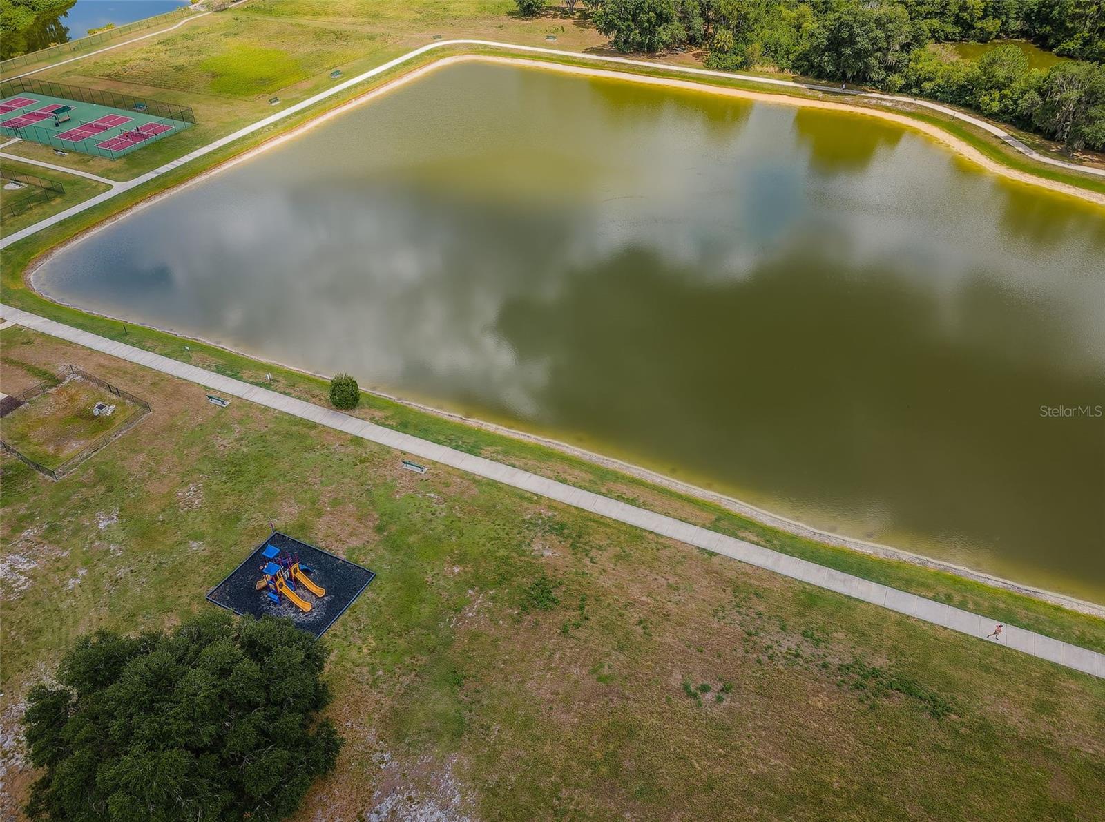 Image 66 of 70 For 1014 Arlinbrook Drive