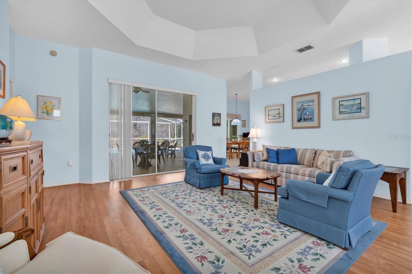 Image 7 of 70 For 1014 Arlinbrook Drive