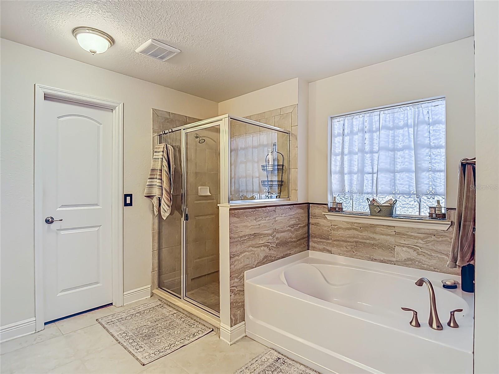 Image 48 of 85 For 4 Fig Court E