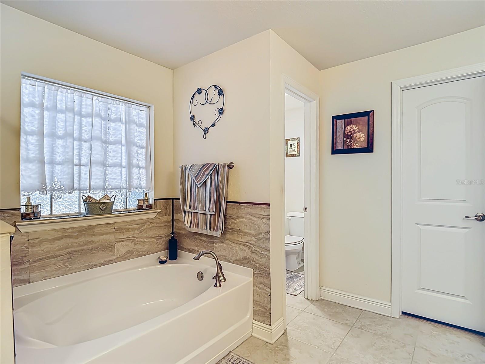 Image 49 of 85 For 4 Fig Court E