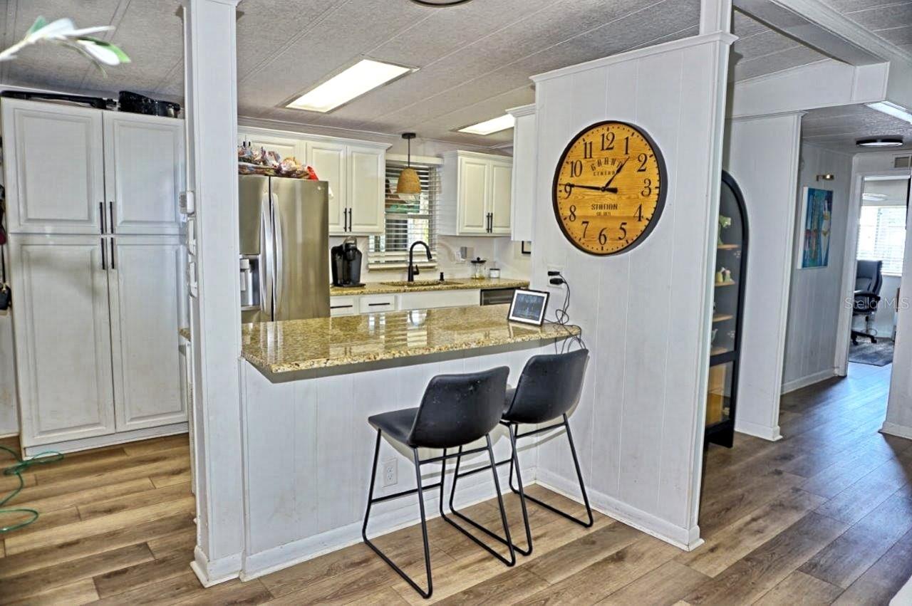 Image 13 of 43 For 21052 Little Magens Loop