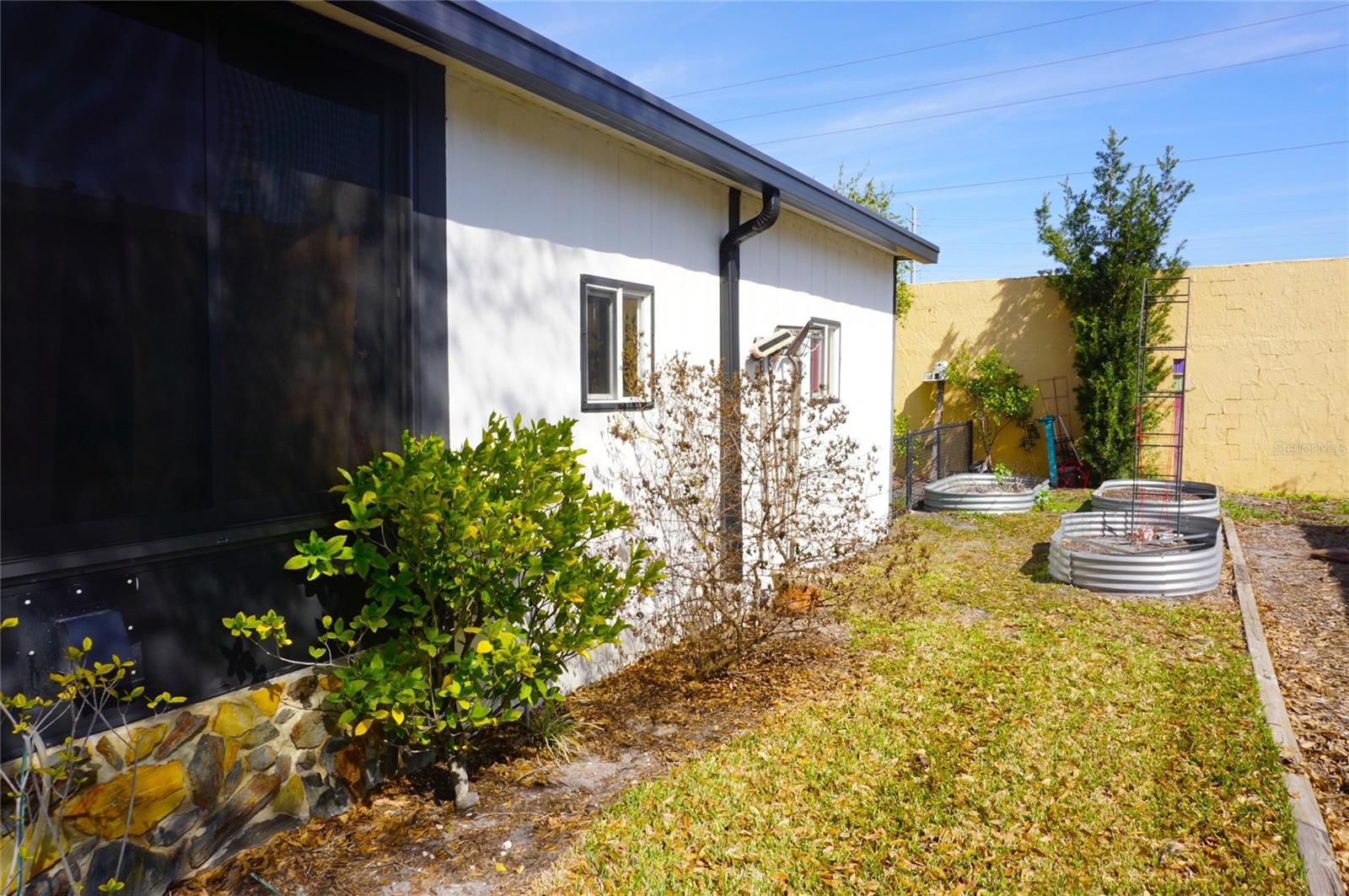 Image 4 of 43 For 21052 Little Magens Loop