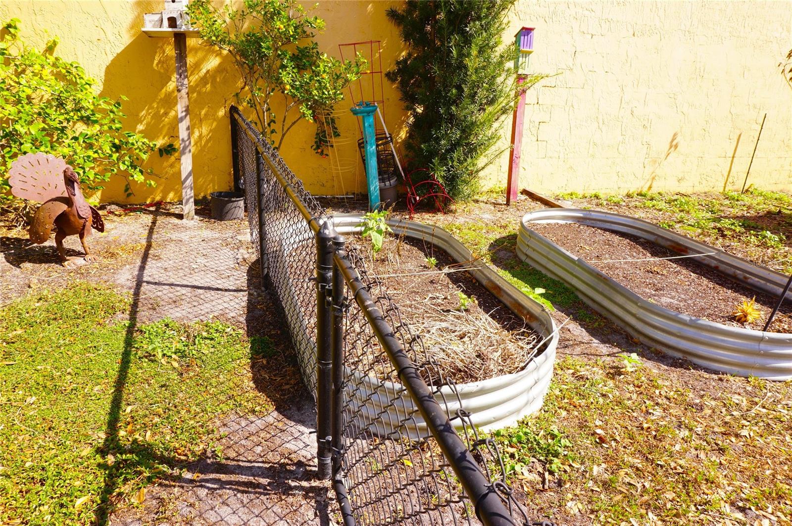 Image 43 of 43 For 21052 Little Magens Loop