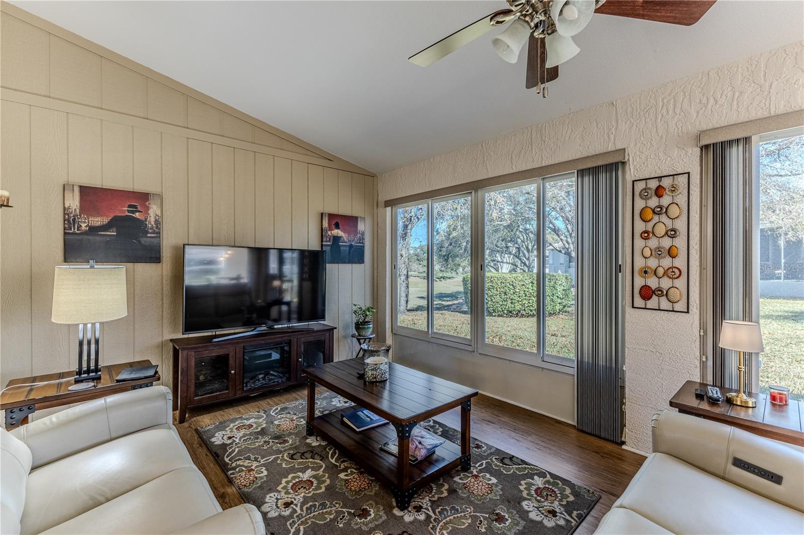 Image 34 of 54 For 7443 Willow Brook Drive