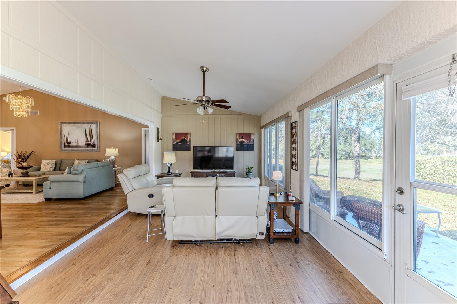 Image 36 of 54 For 7443 Willow Brook Drive