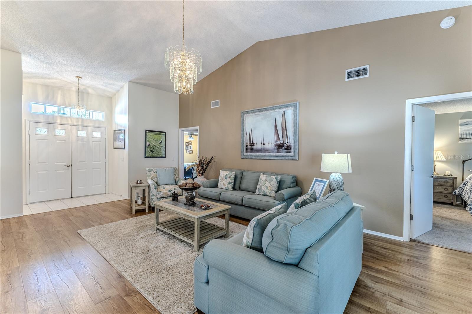 Image 7 of 54 For 7443 Willow Brook Drive