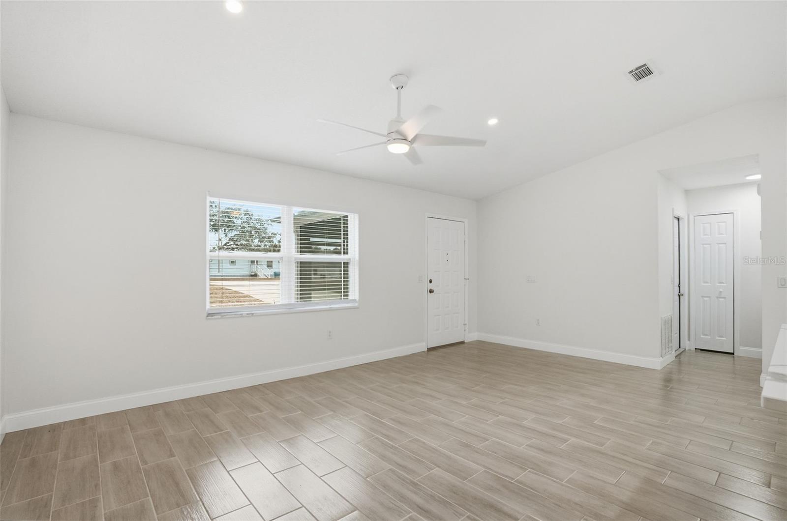 Image 16 of 35 For 8165 Ridge Road