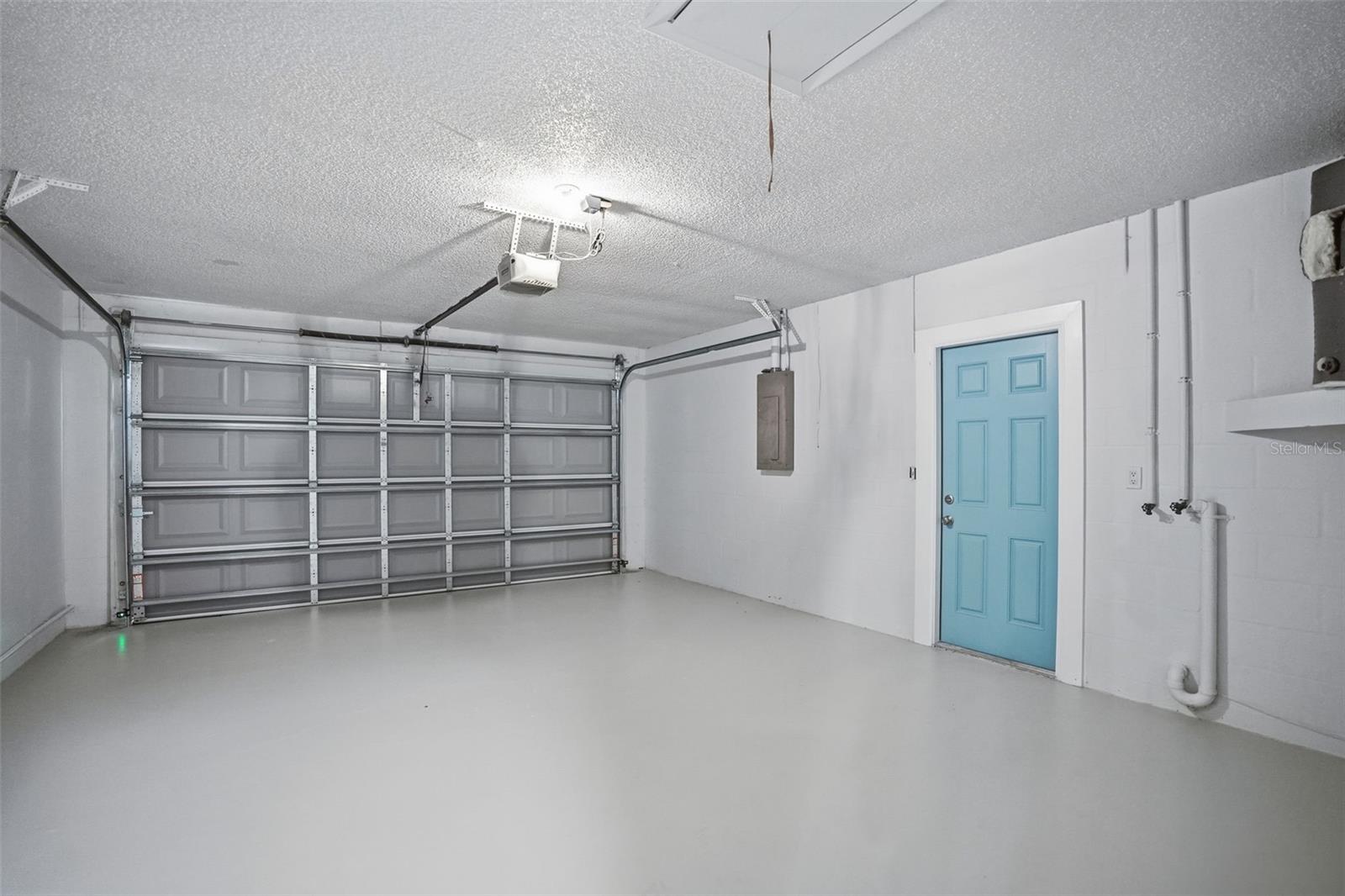 Image 22 of 35 For 8165 Ridge Road