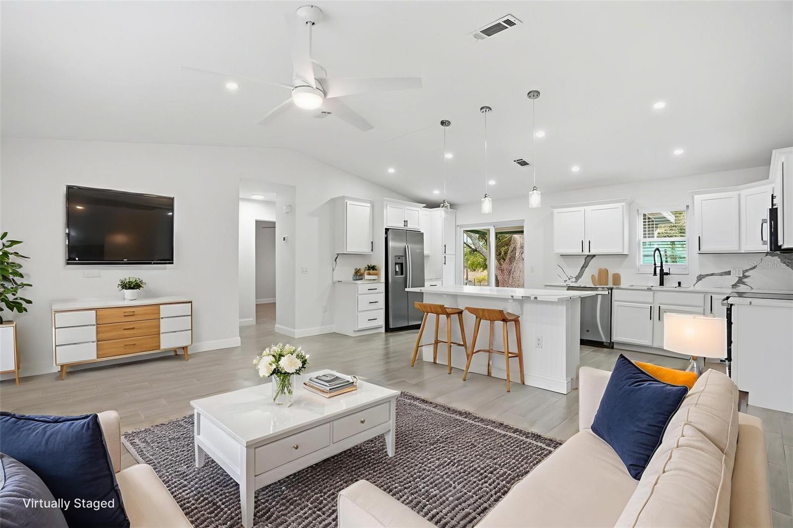 Image 4 of 35 For 8165 Ridge Road