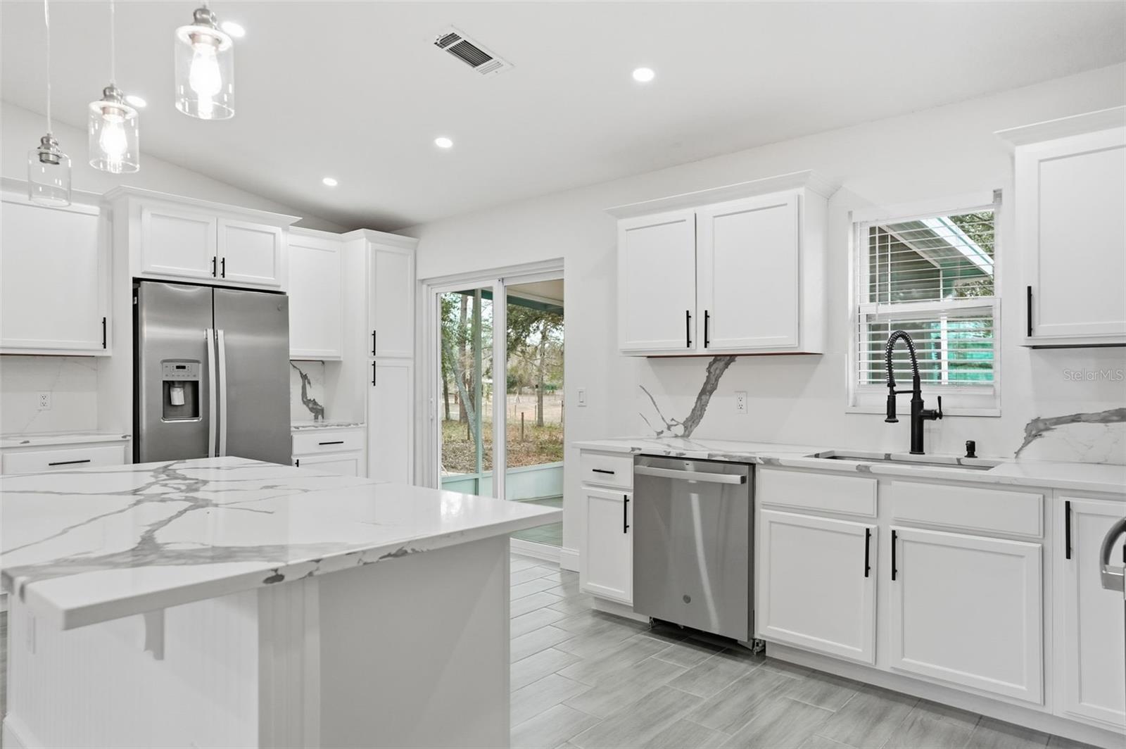 Image 6 of 35 For 8165 Ridge Road