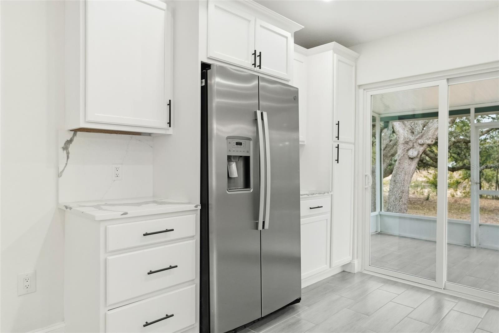 Image 9 of 35 For 8165 Ridge Road