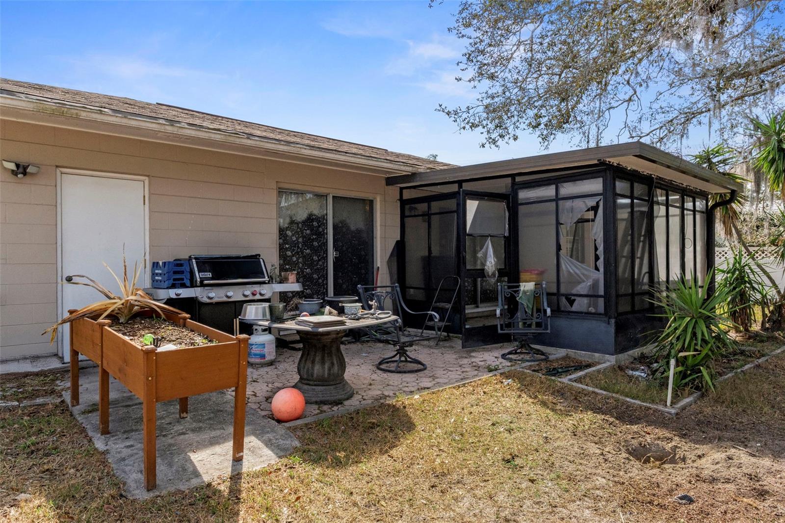 Image 27 of 29 For 14474 Coronado Drive