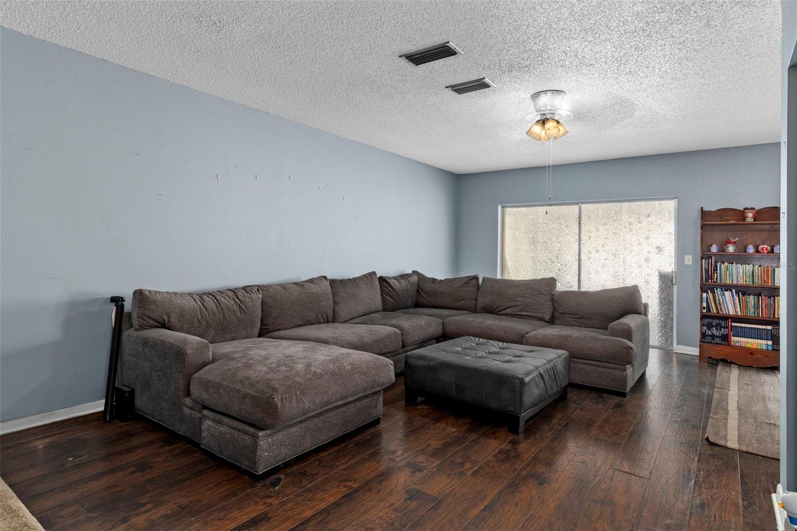 Image 6 of 29 For 14474 Coronado Drive