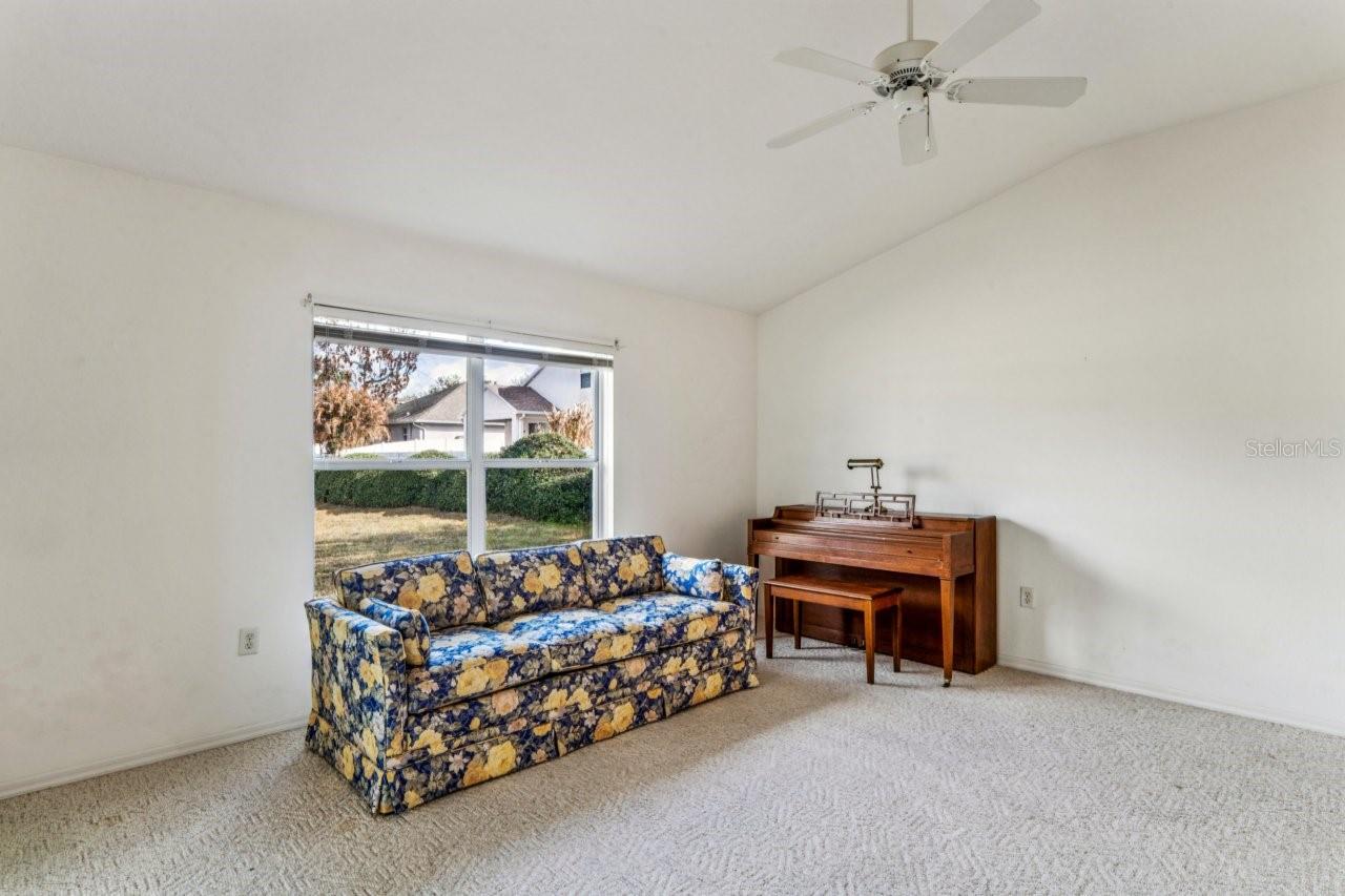 Image 21 of 73 For 11829 Ivywood Place