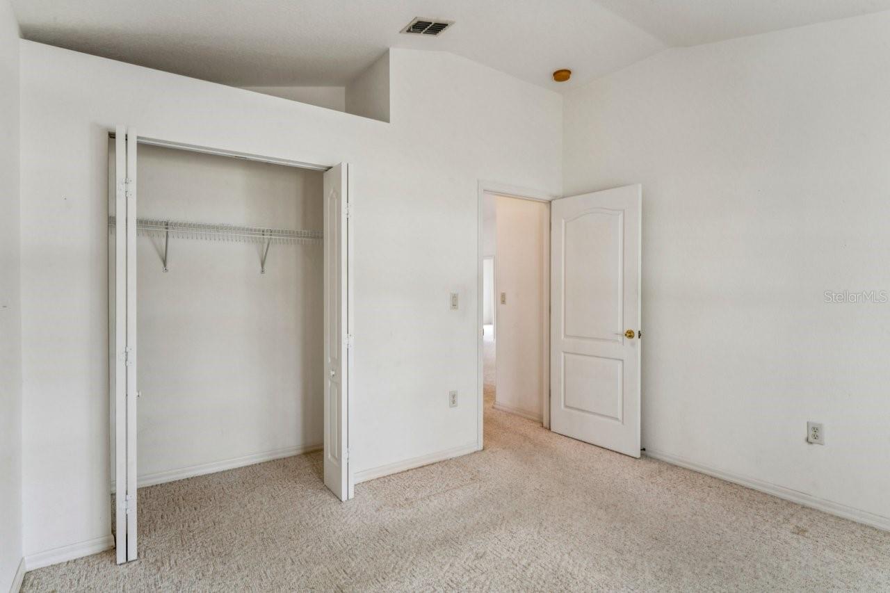 Image 32 of 73 For 11829 Ivywood Place