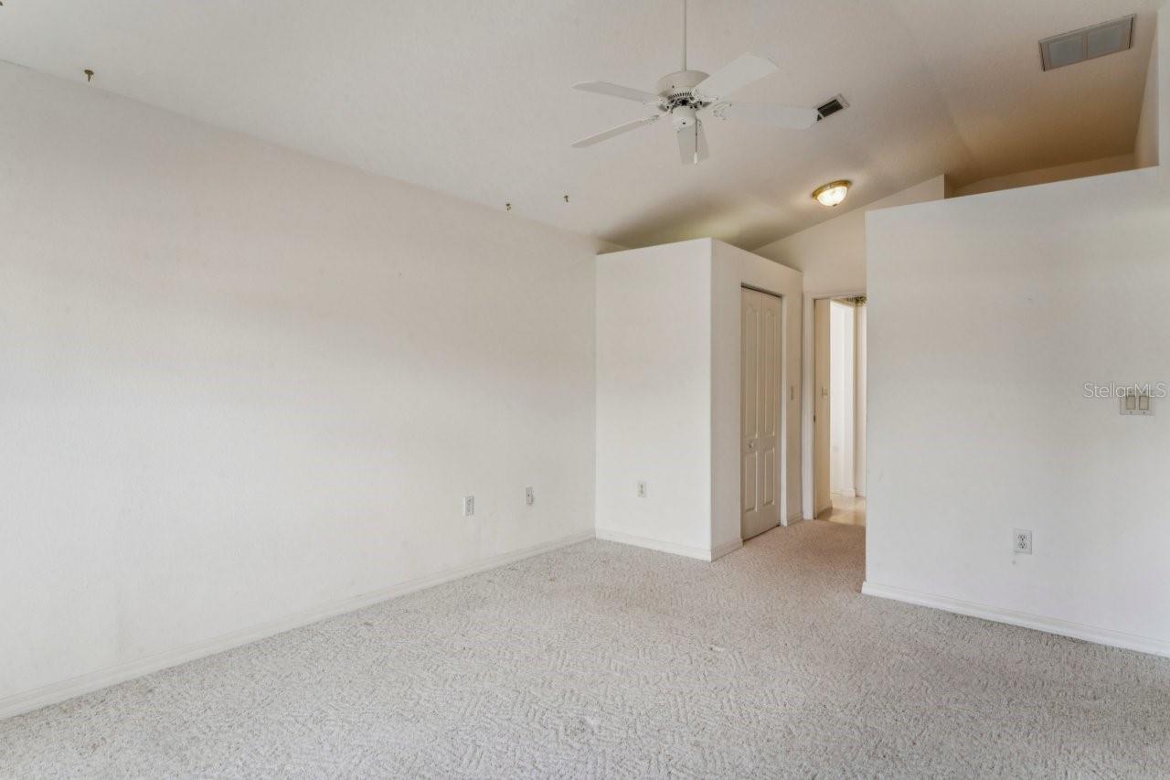 Image 34 of 73 For 11829 Ivywood Place