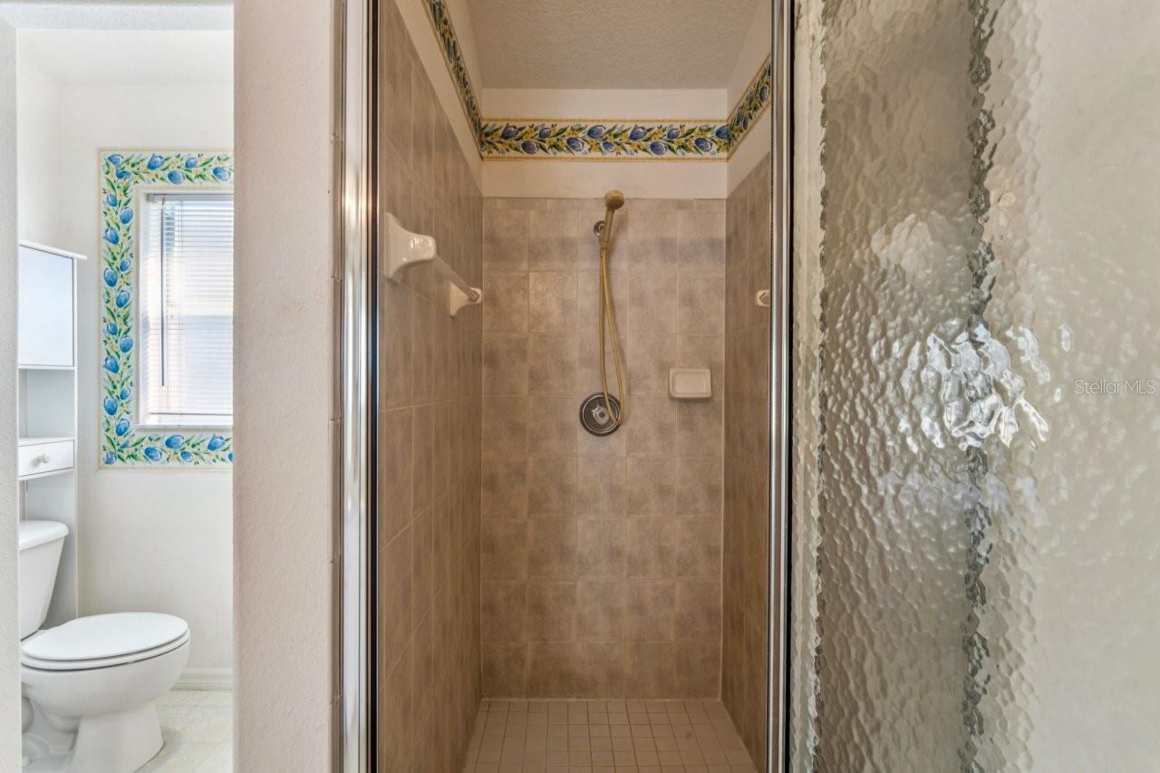 Image 35 of 73 For 11829 Ivywood Place