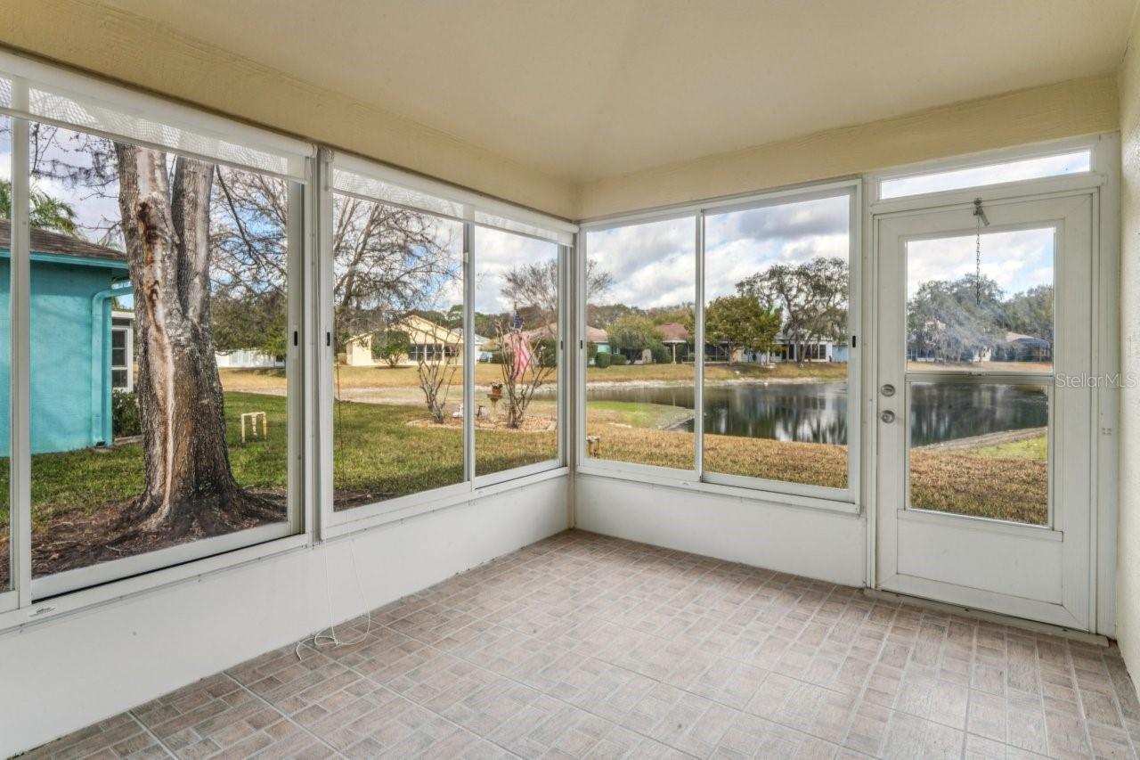 Image 44 of 73 For 11829 Ivywood Place