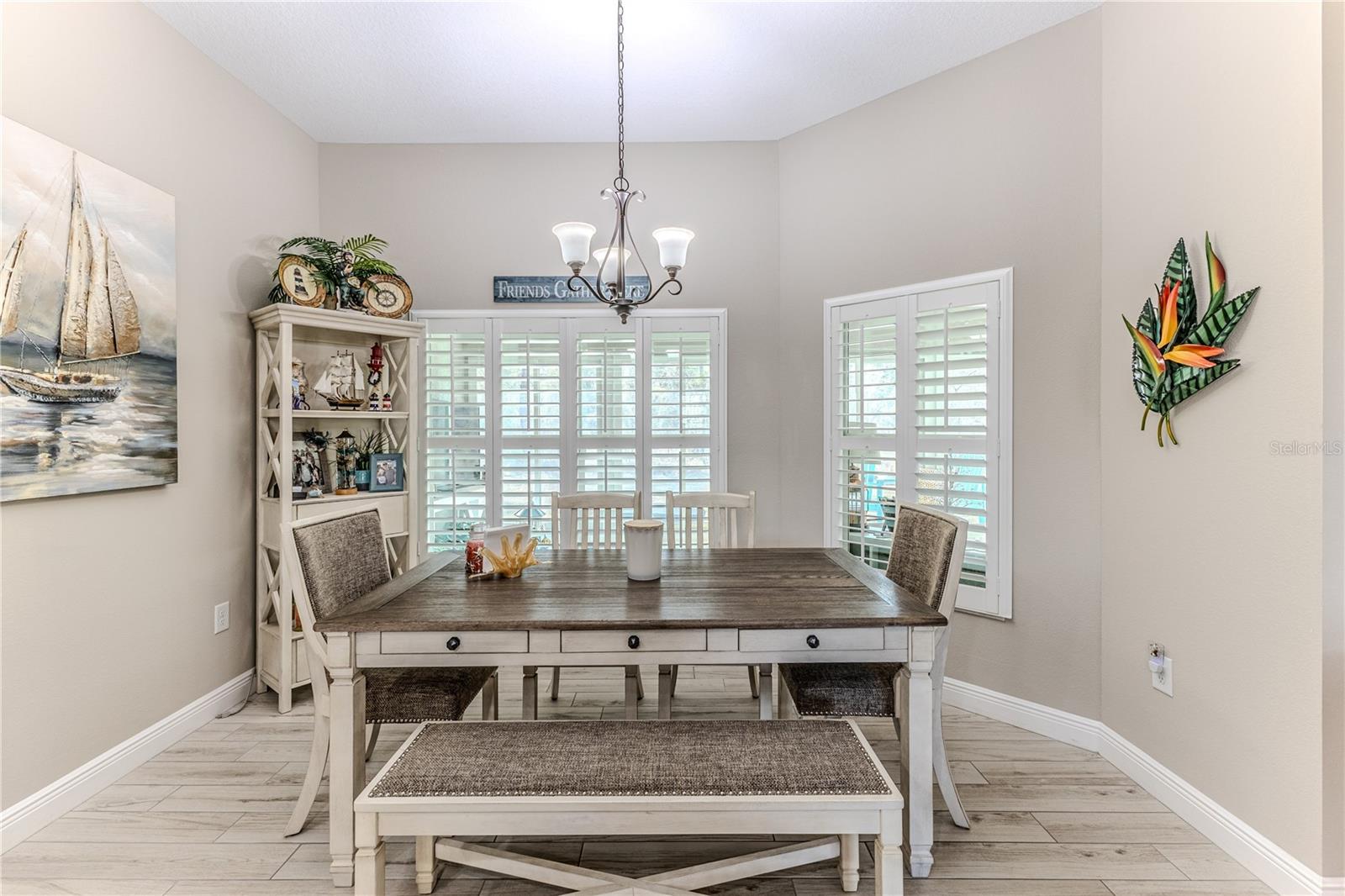 Image 23 of 72 For 13088 Meinert Avenue