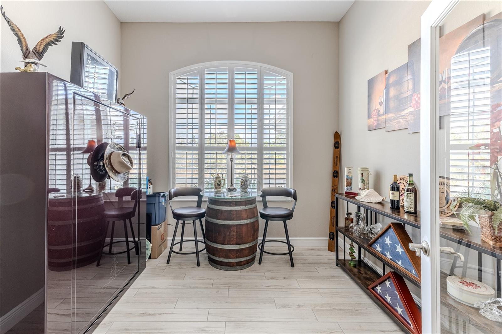 Image 24 of 72 For 13088 Meinert Avenue