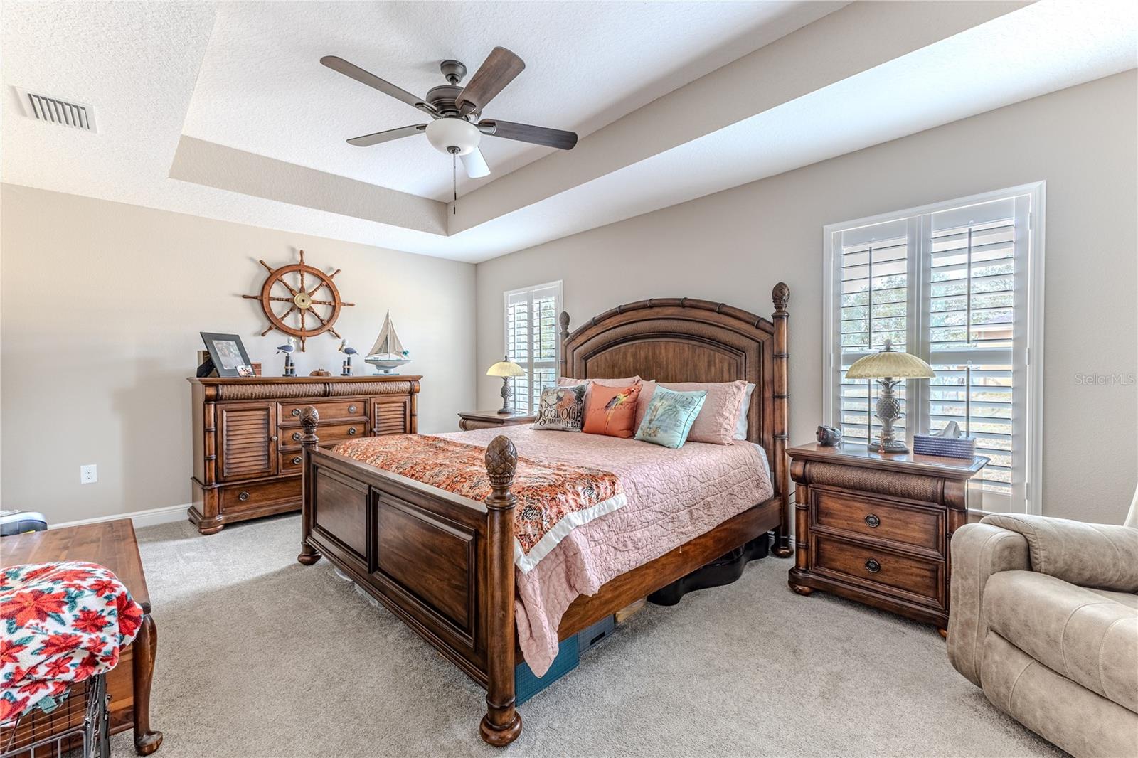 Image 26 of 72 For 13088 Meinert Avenue