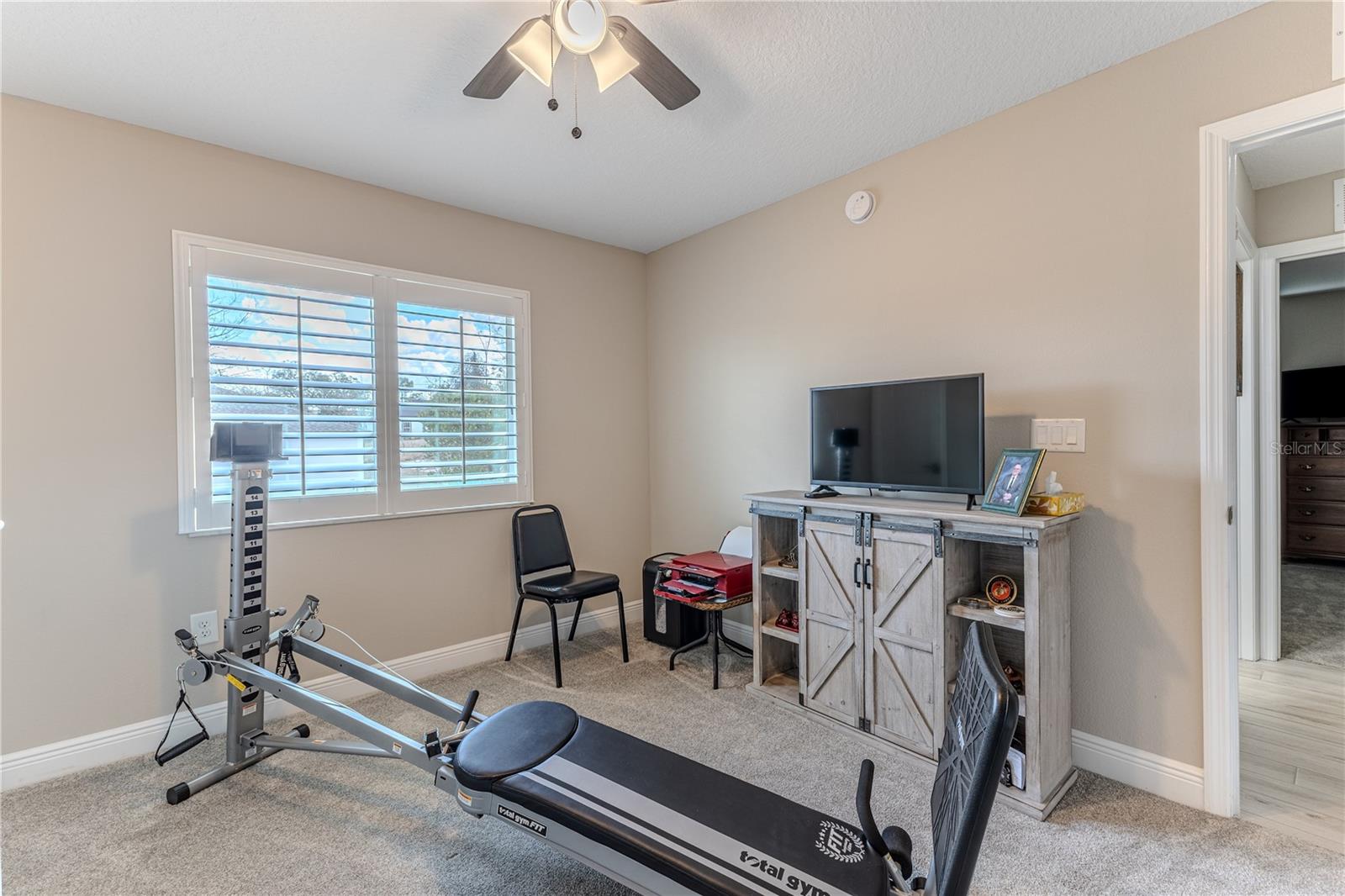 Image 38 of 72 For 13088 Meinert Avenue