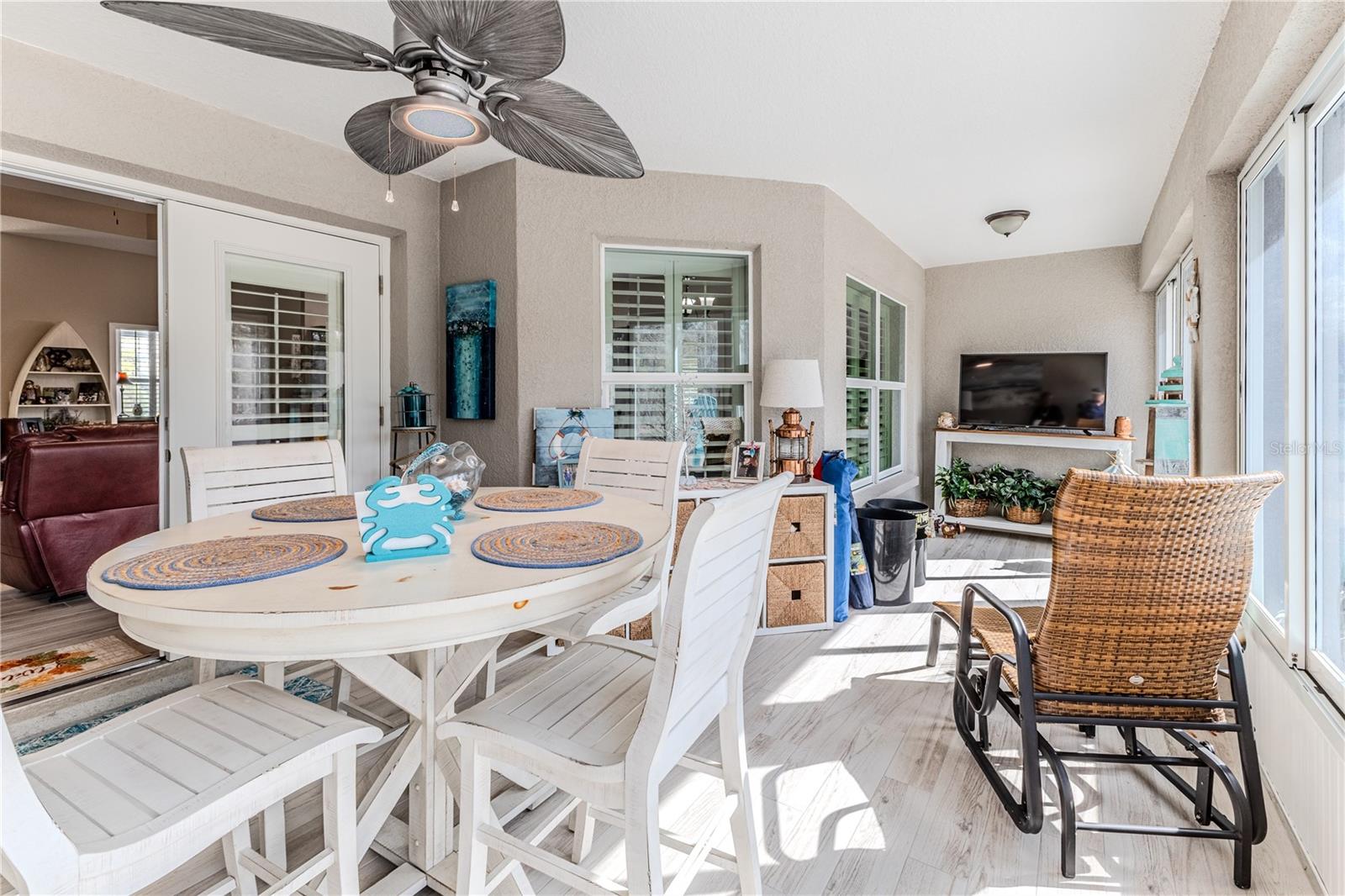 Image 41 of 72 For 13088 Meinert Avenue