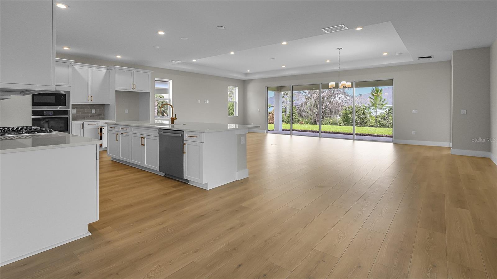 Image 12 of 42 For 14371 Hammock Oak Street